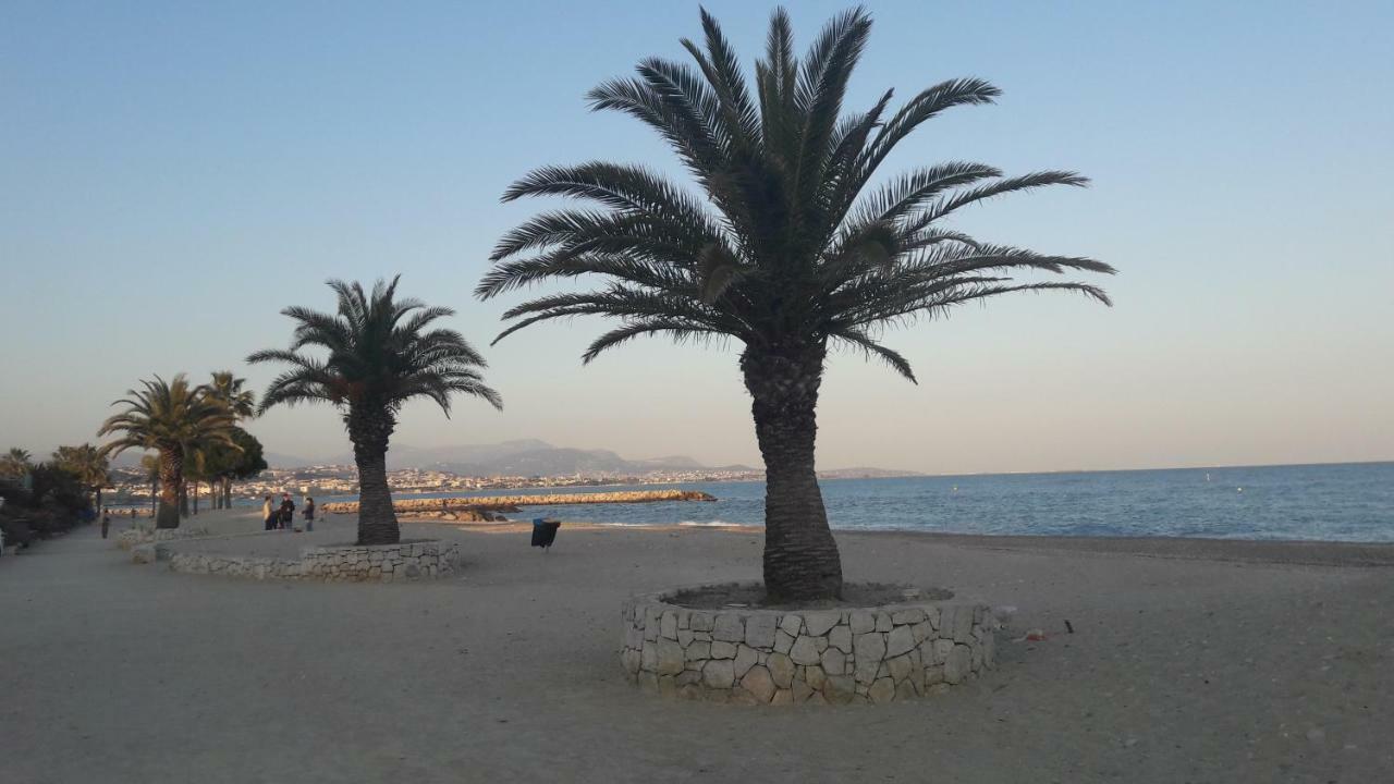 Acquamarina Villeneuve-Loubet Exterior foto